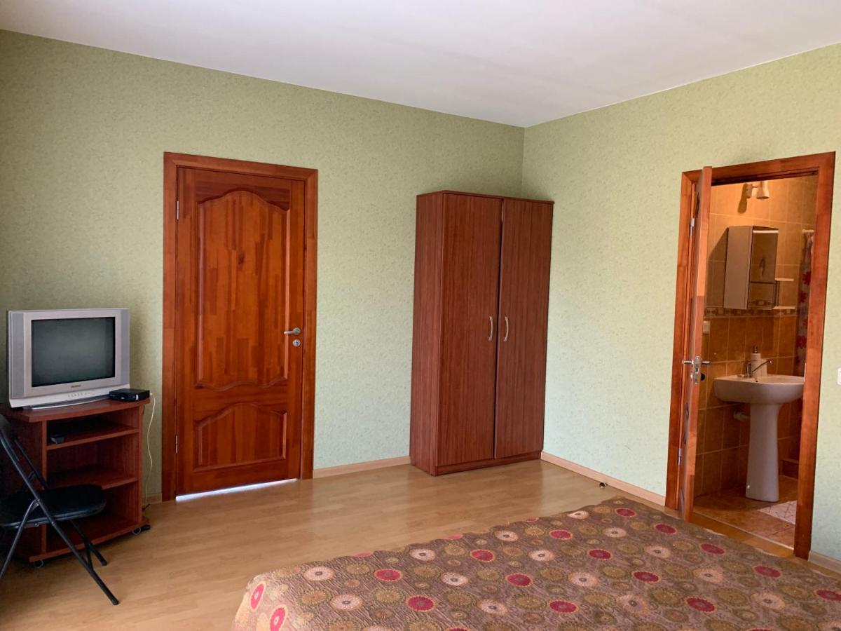 Green Villa Palanga Bagian luar foto