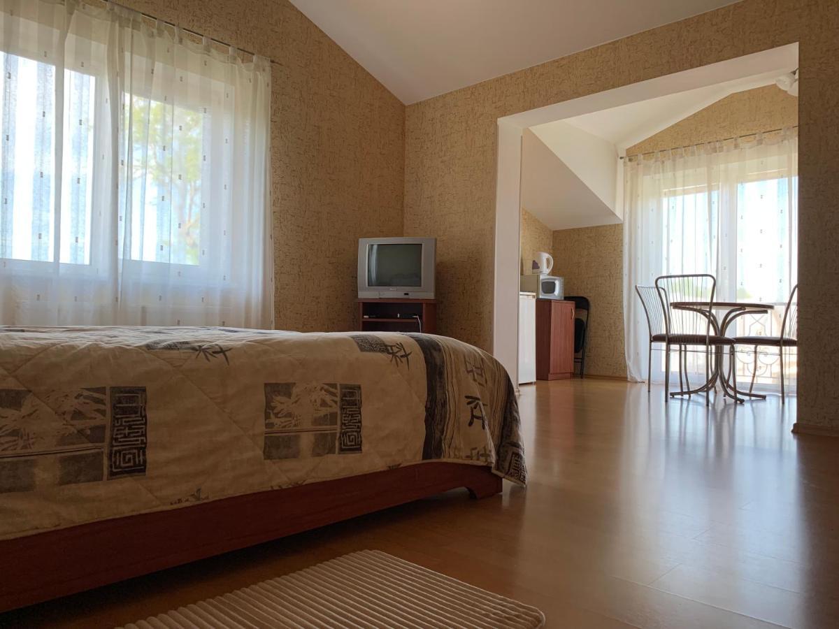 Green Villa Palanga Bagian luar foto